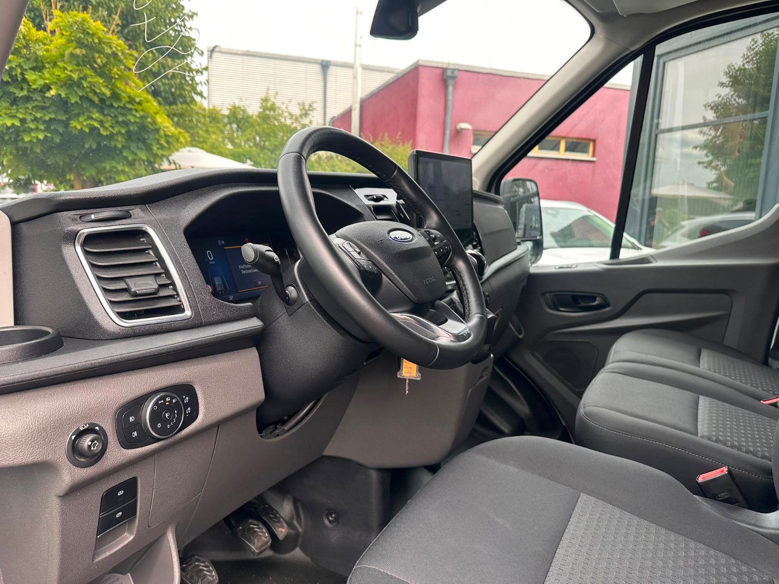 Fahrzeugabbildung Ford Transit 350 L3H2 Trend*ACC*360°*AHK*