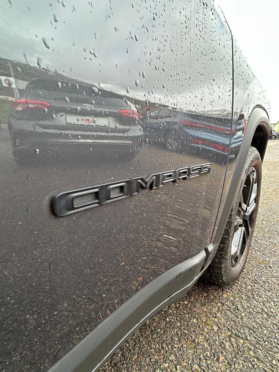 Jeep Compass Night Eagle MildHybrid  Assistenzsysteme