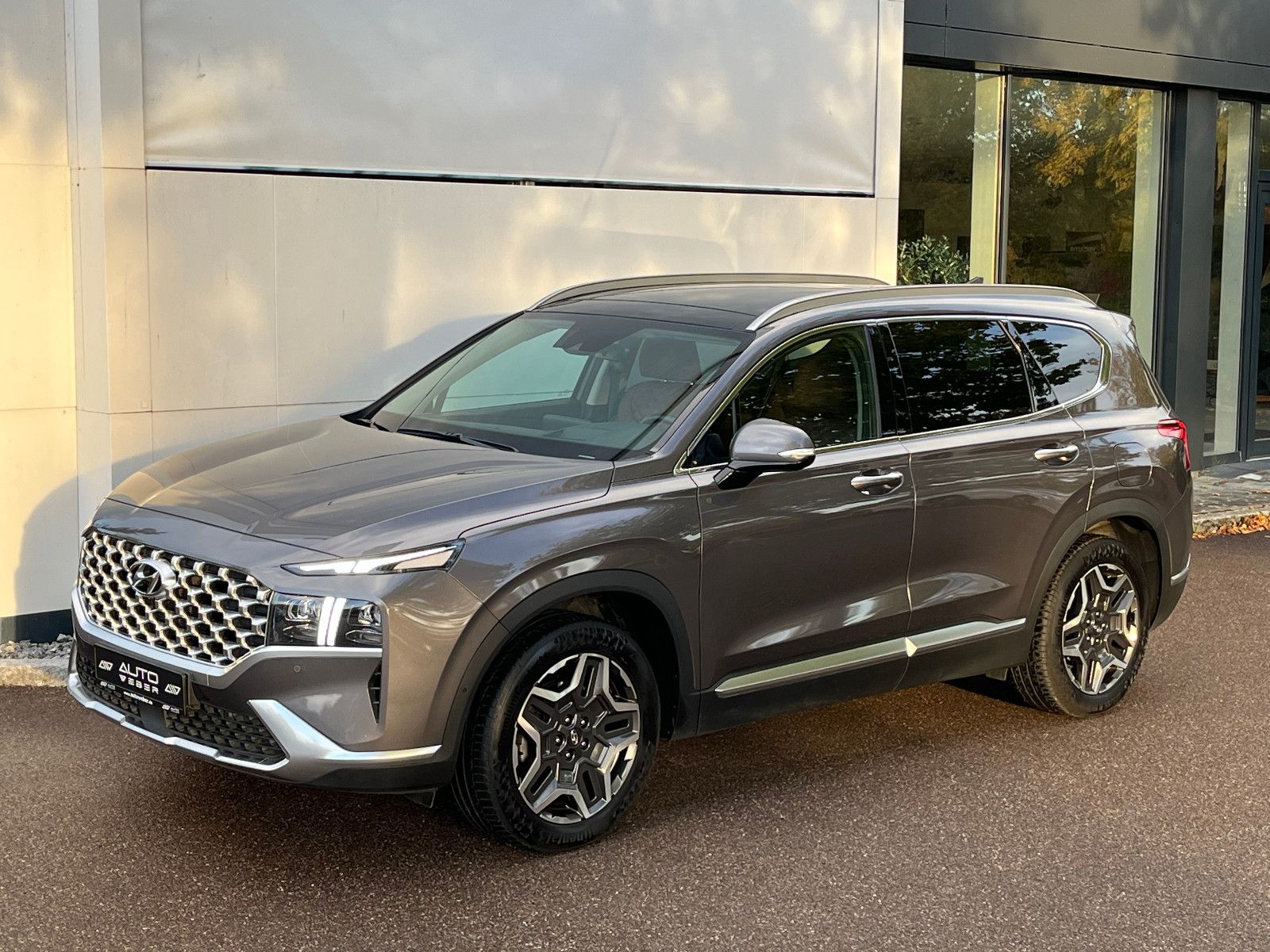 Hyundai SantaFePrime1.6T  PHEV 4WD PANO AHK SITZK. 265PS