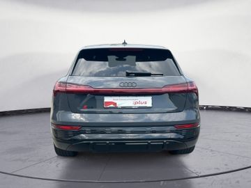 Audi Q8 e-tron - 5