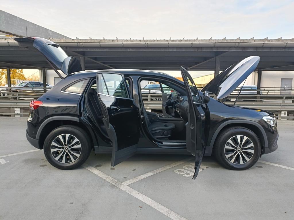 Mercedes-Benz GLA 180