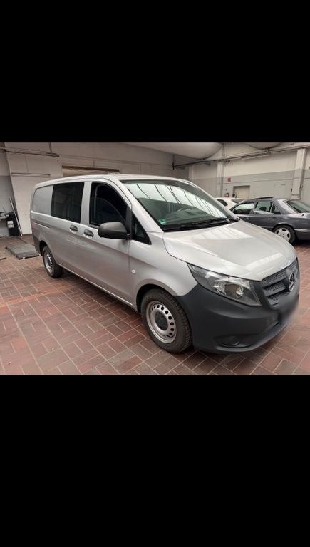 Image of Mercedes-Benz Vito