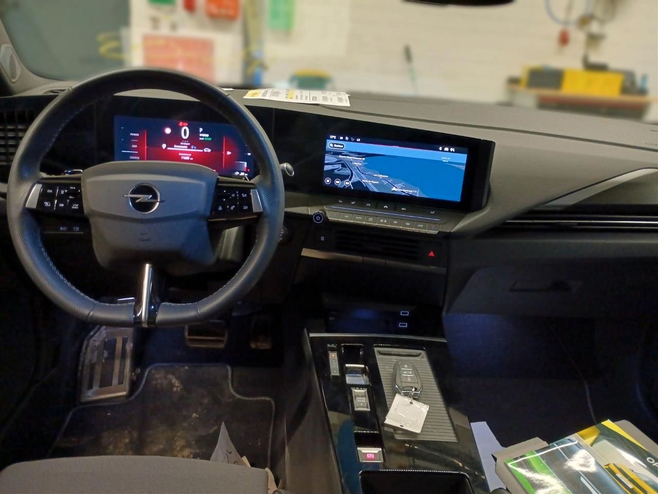 Fahrzeugabbildung Opel Astra L Lim. 1.6T HYBRID GS SPORT NAVI/LED/360°