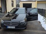Mercedes-Benz E 300 d 4MATIC T Autom. - - gebrauchte Mercedes-Benz E 300 aus dem Jahr 2023