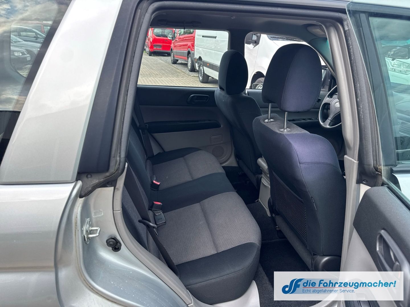 Fahrzeugabbildung Subaru Forester 2.0 X Active Niveau Klimaautom *EXPORT