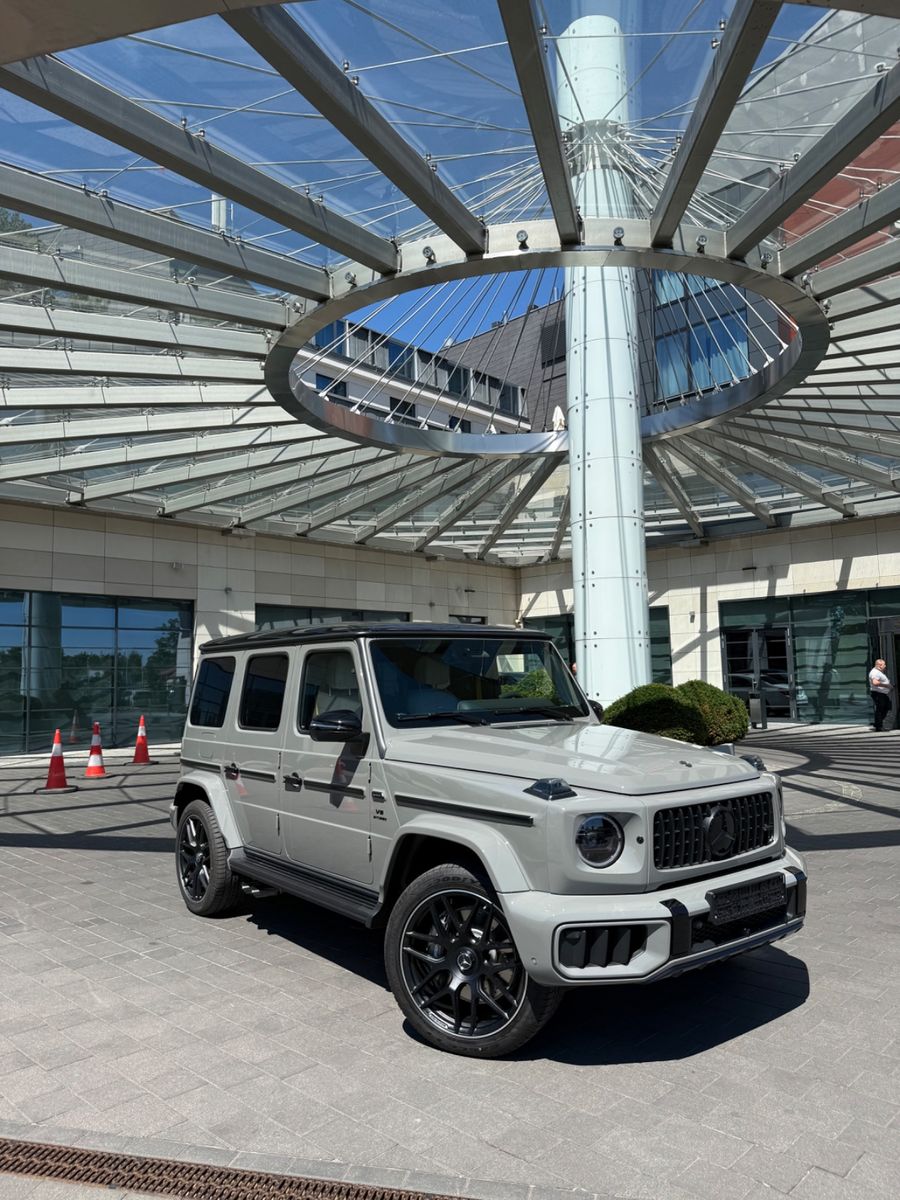 MERCEDES-BENZ G 63 AMG A22 Carbon Alpingrau 2026 stock 