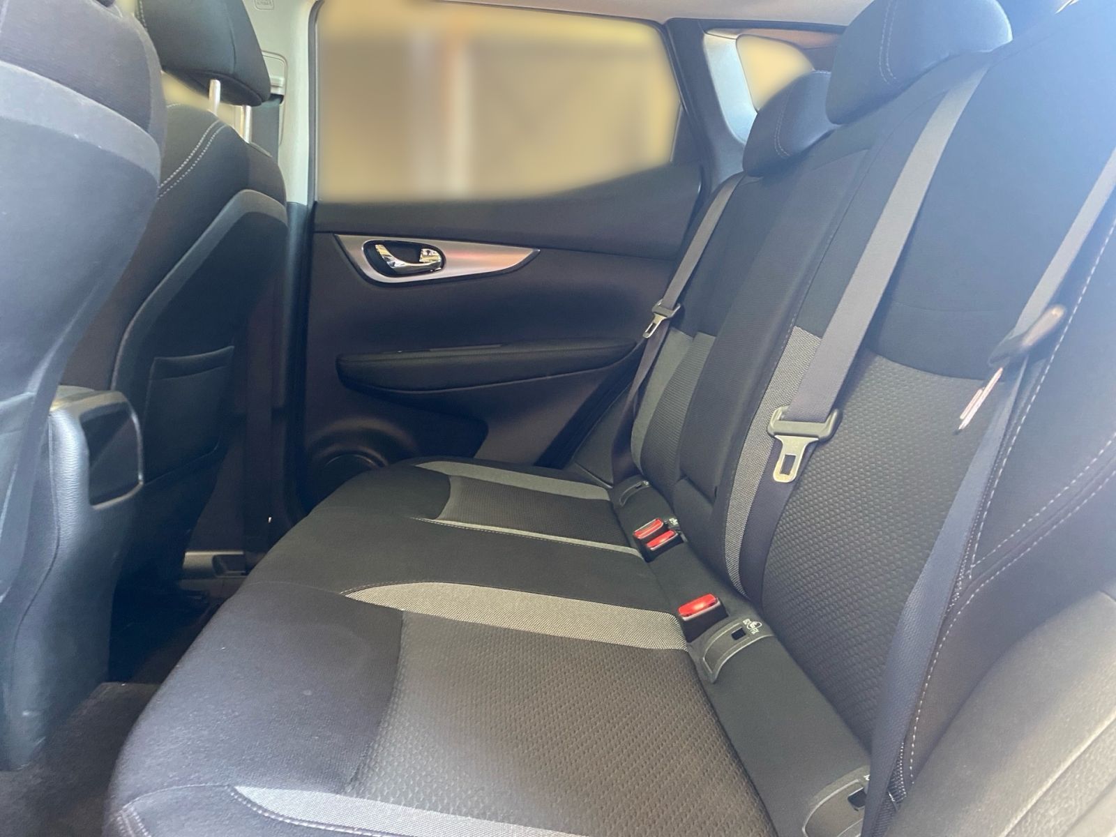 Fahrzeugabbildung Nissan Qashqai 1.3 DIG-T N-Connecta Automatik TCE 160