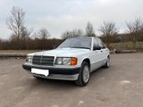Mercedes-Benz 190D - Mercedes-Benz 190 Oldtimer mit Diesel-Antrieb