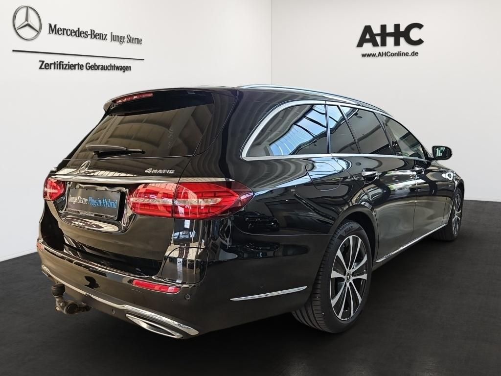 Fahrzeugabbildung Mercedes-Benz E 300 de T 4M AHK ACC Memo HUD LED KeyLess 360°
