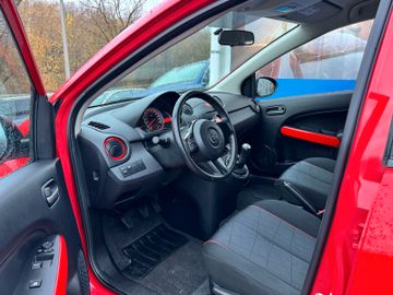 Bild 5 Mazda 2 Lim. 1.3 Iro