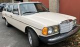 Mercedes-Benz 300 TDT      W 123 - Mercedes-Benz 300 mit Diesel-Antrieb: Kombi, 300td