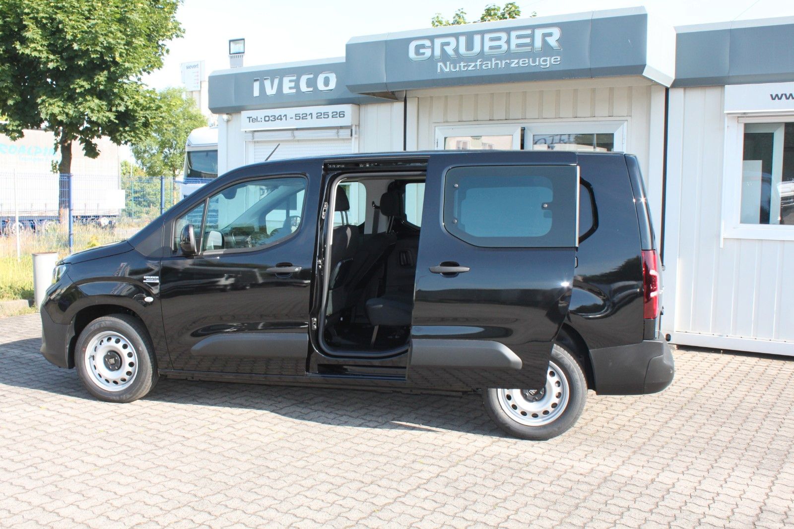 Fahrzeugabbildung Fiat Doblò Multicab XL 1.5 Diesel 75 kW