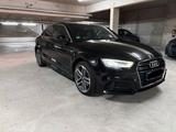 Audi A3 8V Limousine S-Line 2.0 TDI Facelift - Audi A3 8L mit Diesel-Antrieb