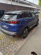 Peugeot 3008 HYBRID4 300 e-EAT8 GT Pack GT Pack - Peugeot 3008 mit Diesel-Antrieb: Geländewagen, Hybrid4
