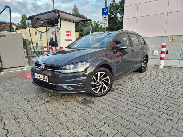 VW Golf