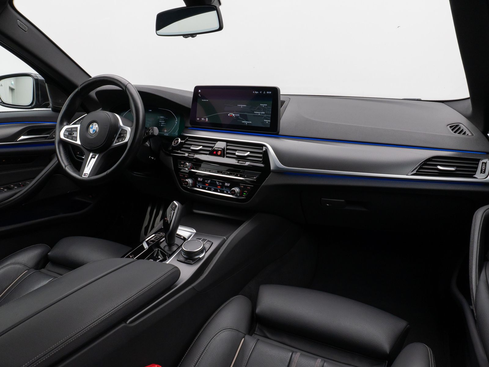 Fahrzeugabbildung BMW 540d xD M Sport Pro Kamera HUD DAB H/K AHK Alarm