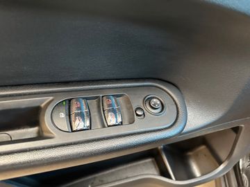 MINI One Countryman*2. Hand*Klima*SHZ*Navi*Freisprech