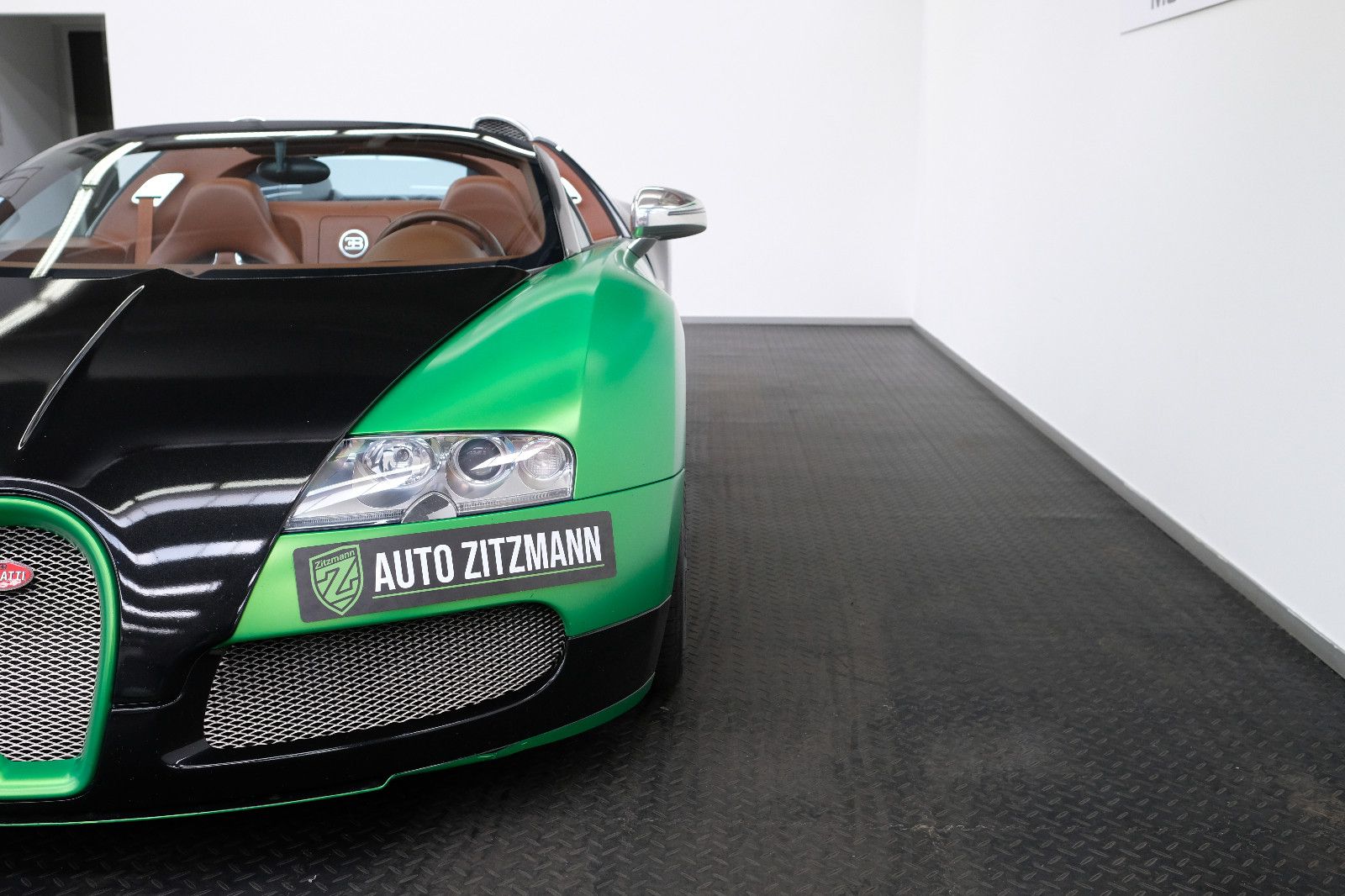 Fahrzeugabbildung Bugatti Veyron Grand Sport|VITESSE SUSPENSION|SERVICENEU