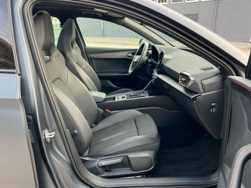 Fahrzeugabbildung CUPRA Leon ST VZ 1.4 e-HYBRID DSG Kamera Pano DCC ACC