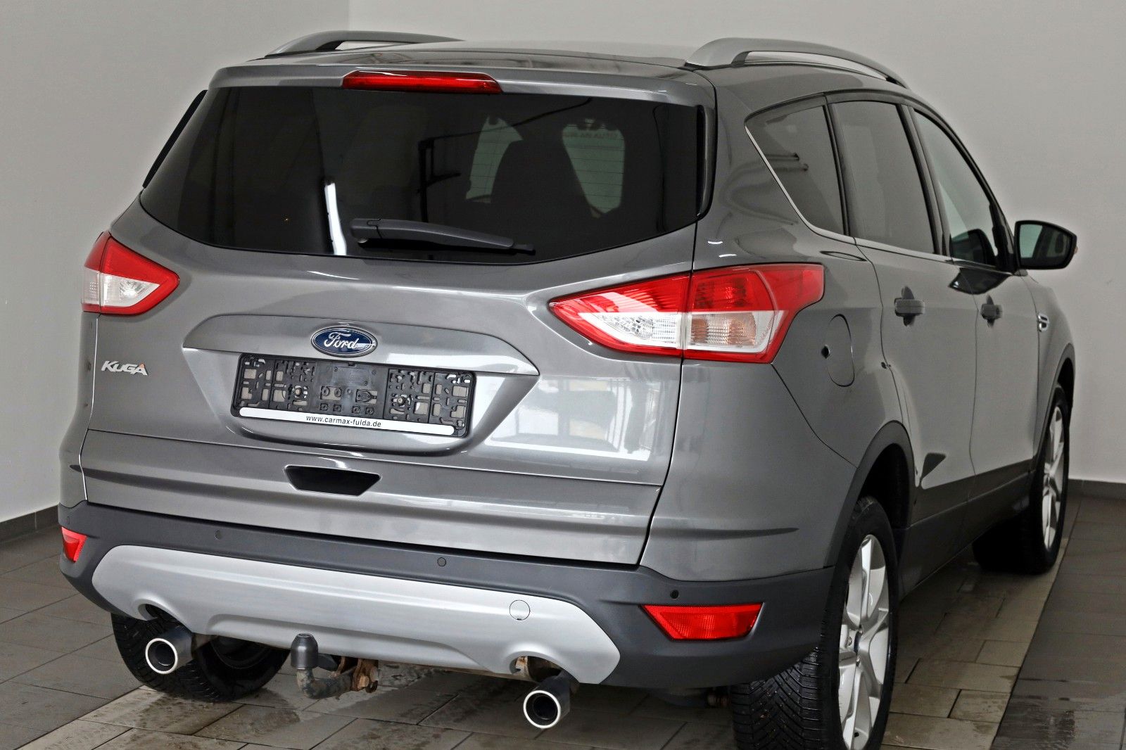 Fahrzeugabbildung Ford Kuga Titanium T.Leder,Navi,SH,PDC,AHK