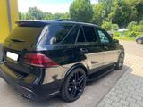 Mercedes-Benz ML 63 AMG 4MATIC  - Mercedes-Benz: 63 AMG