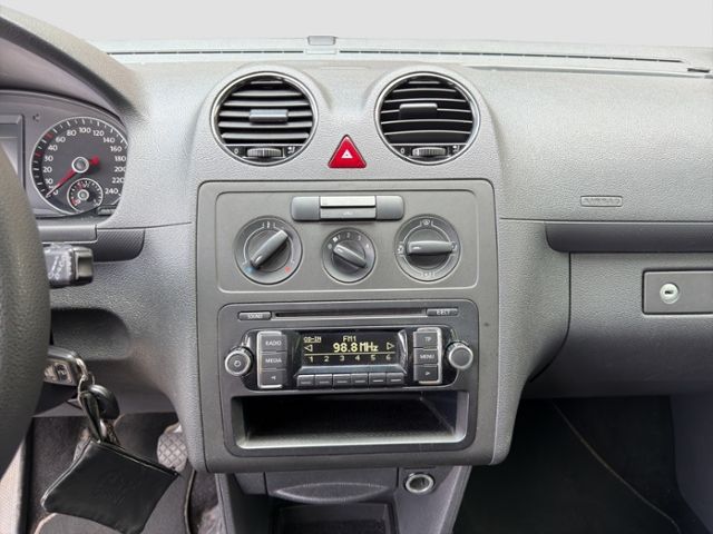 Fahrzeugabbildung Volkswagen Caddy Maxi Rollstuhlrampe 7 Sitzer