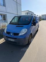 Renault Trafic 2.5 Diesel Automatik - gebrauchte Renault Trafic aus dem Jahr 2007