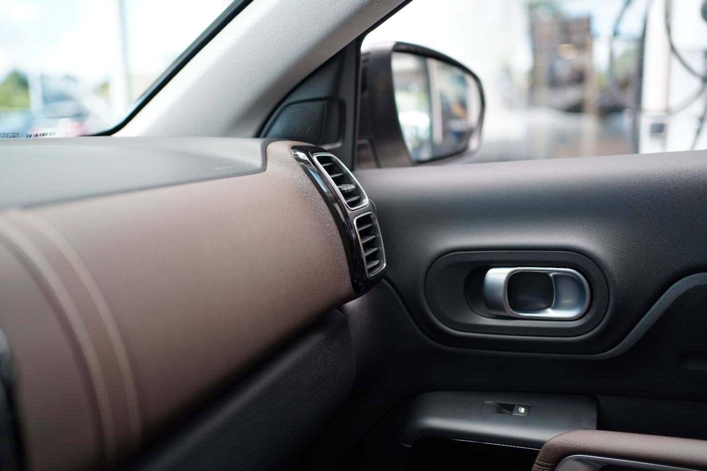 Fahrzeugabbildung Citroën C5 Aircross Hybrid 225 EAT8 Shine Pack Automatik