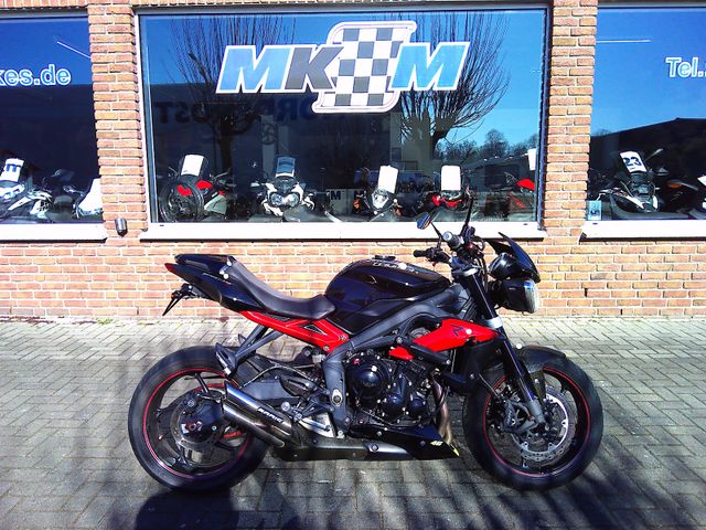 Triumph Street Triple R 675