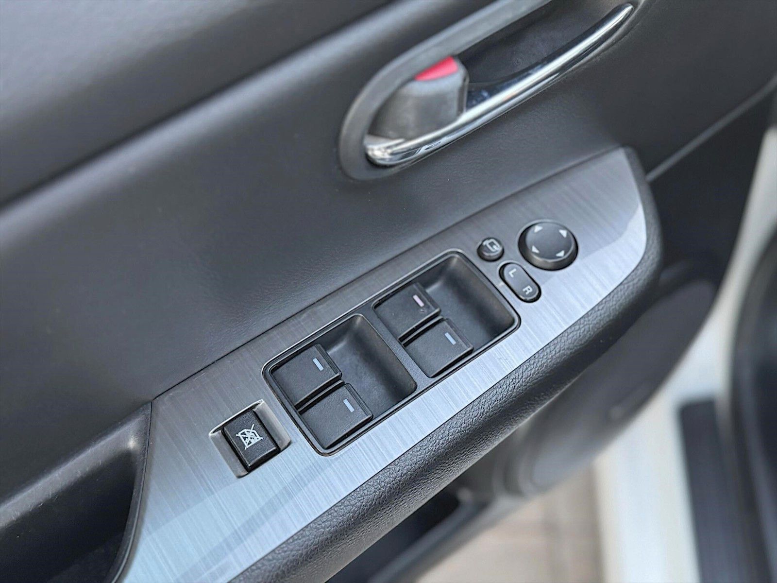 Fahrzeugabbildung Mazda 6 Kombi 2.0  Sports-Line *Bi-Xenon*BOSE*Keyless*