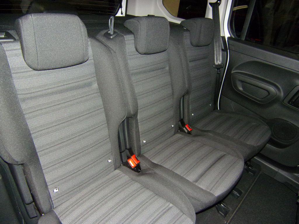 Opel Combo e-Life Ultimate NAVI SITZHZG KLIMAAUT RFK