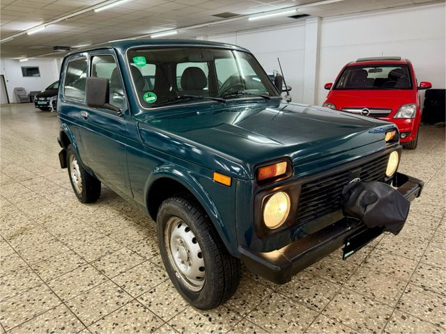 Lada Niva 1.7*Tüv fast neu*Allrad*Guter Zustand*Winde