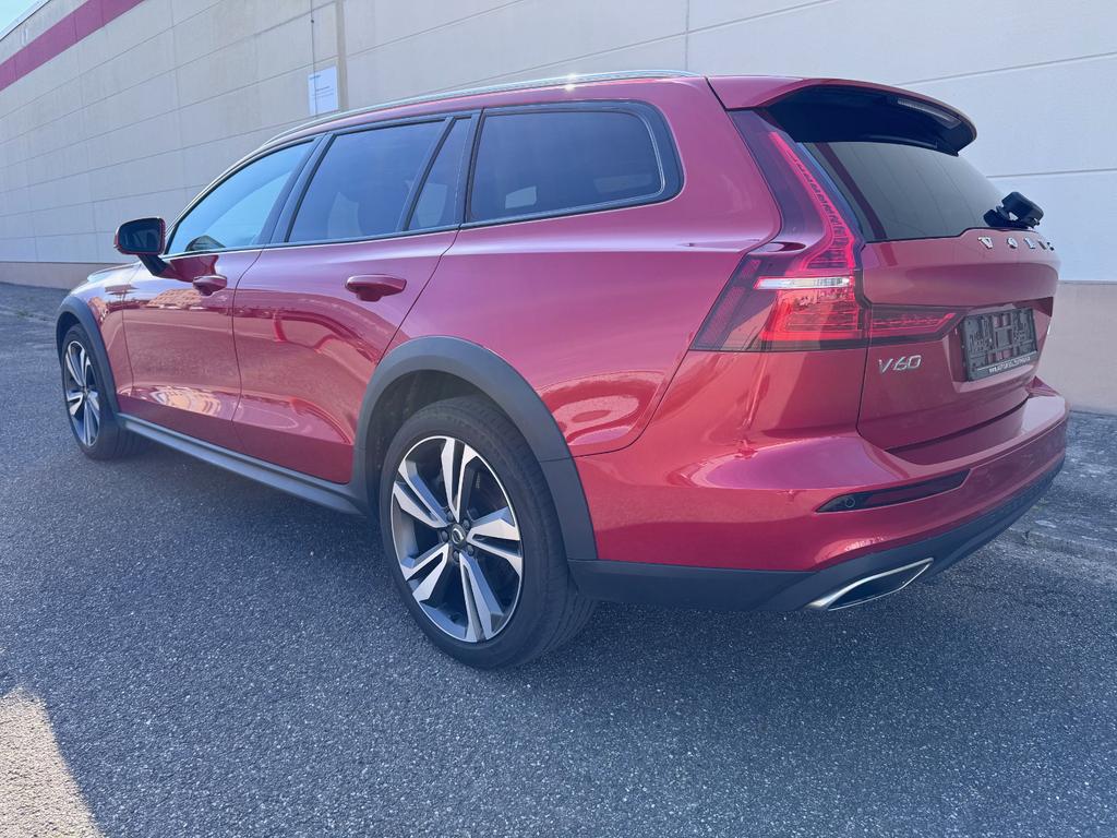 Volvo V60 Cross Country