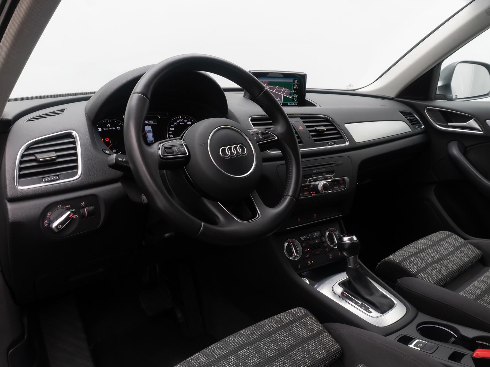 Audi Q3 1.4 S Line Tempomat PDC BiXenon Sportsitz 18"