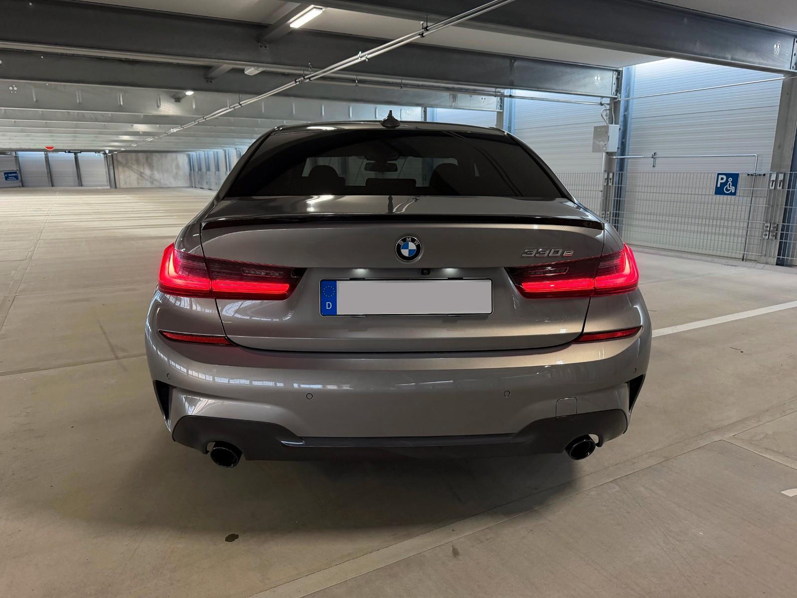 BMW 330e M Sport | Individual | 19" | Laser | HUD