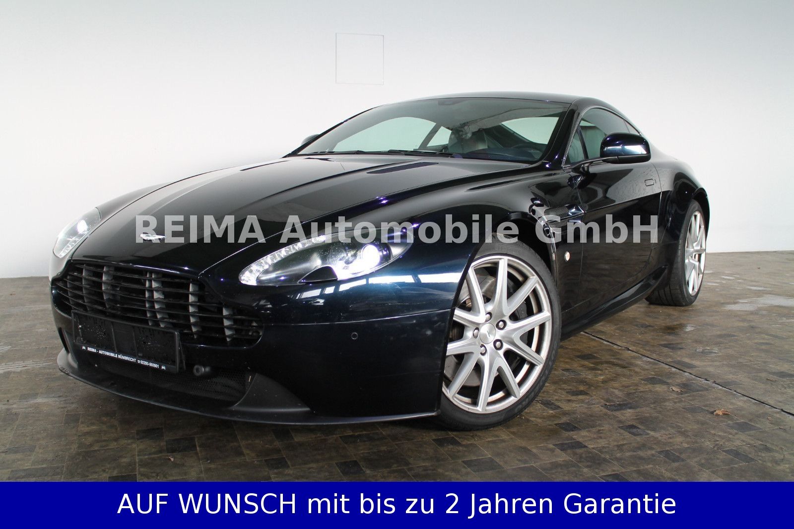 Fahrzeugabbildung Aston Martin V8 Vantage 4,7i, voll Scheckheft gepflegt,