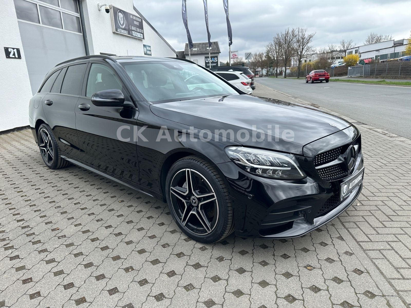 Fahrzeugabbildung Mercedes-Benz C 220d T  4Matic AMG-Line/Navi/LED/Kam/