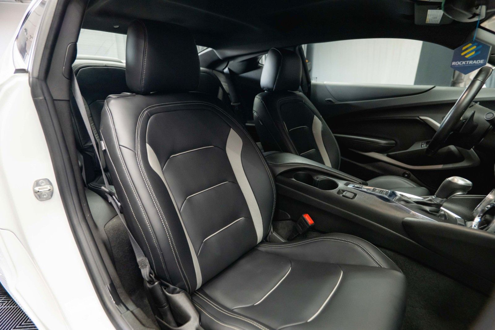 Fahrzeugabbildung Chevrolet Camaro 2.0 Turbo Coupe ZL1 Package *CarPlay*LED*
