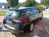 Toyota Auris Touring Sports Benzin Schaltgetriebe - Toyota: T Sport