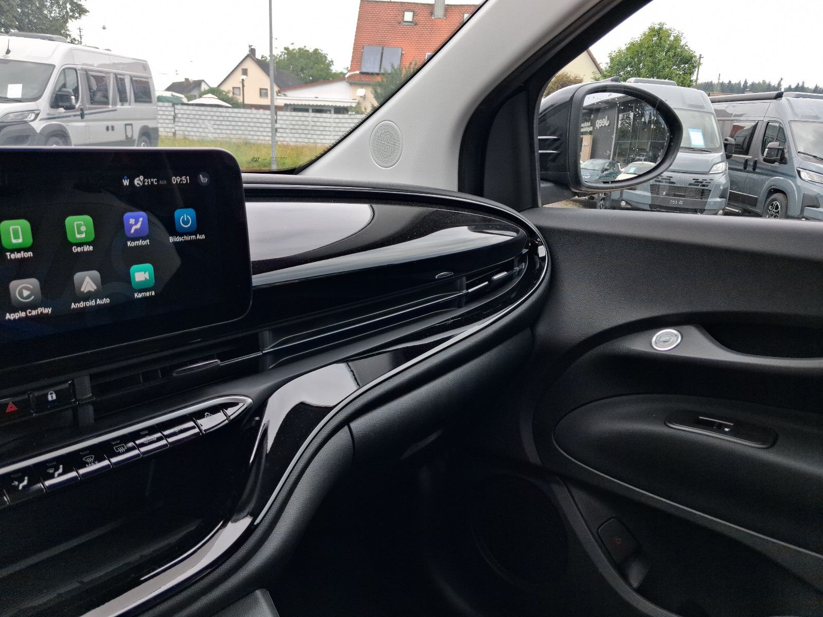 Fahrzeugabbildung Fiat 500 1.0 Hybrid FireFly 48 kW Icon