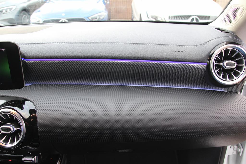 Mercedes-Benz CLA 200 Shooting Brake