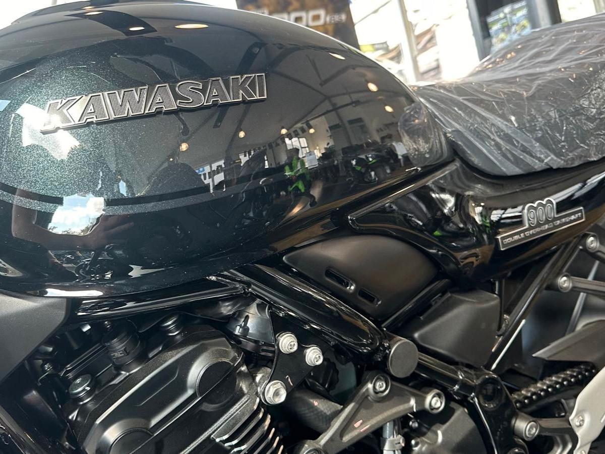 Kawasaki Z900 RS Sondermodell Zubehör