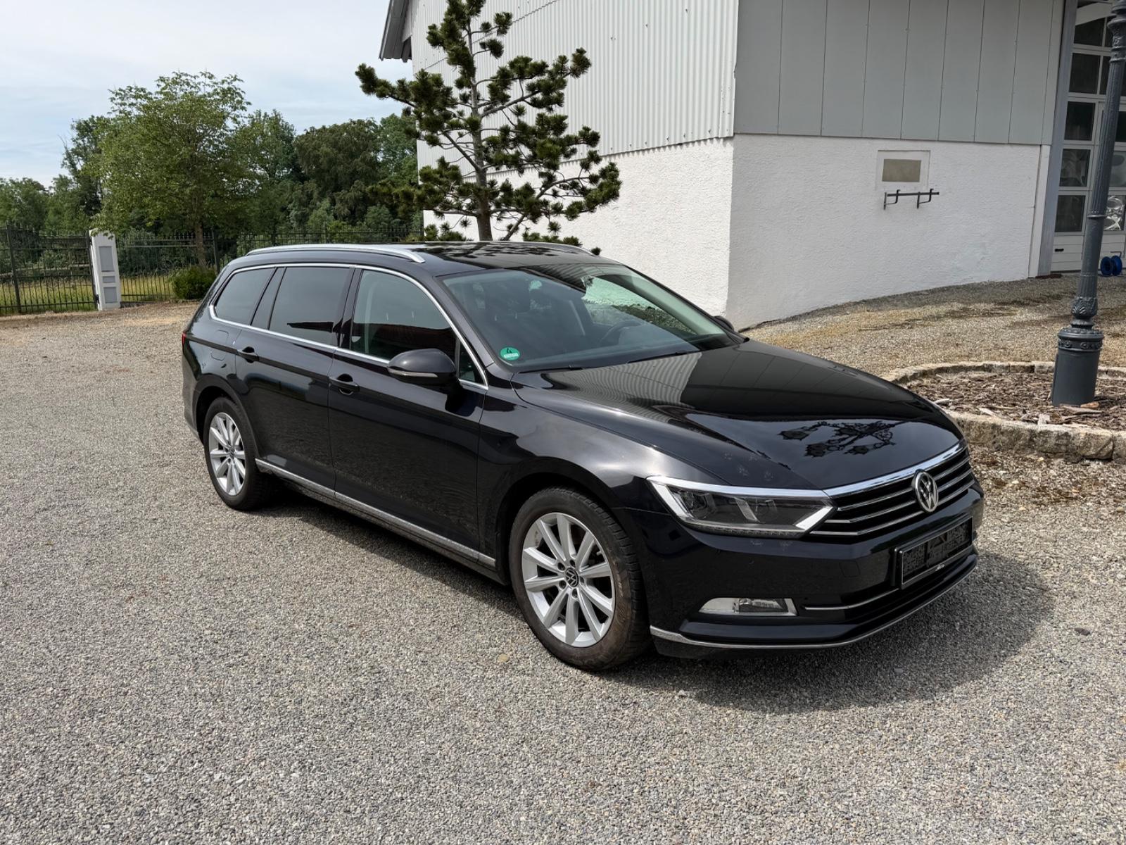 Volkswagen Passat Variant Highline 4Motion NAV SHZ AHK CAM