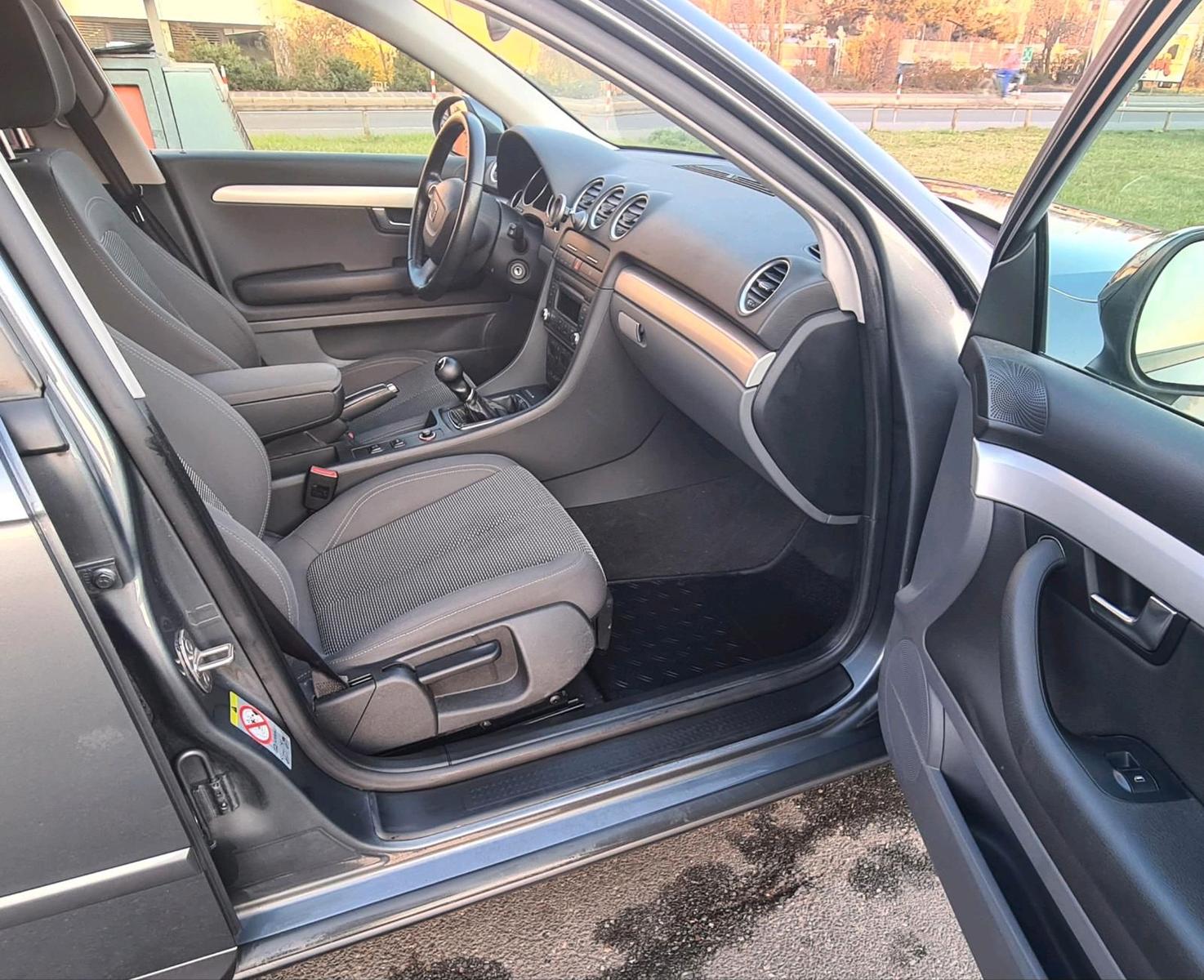 Seat Exeo 2012 — photo 11
