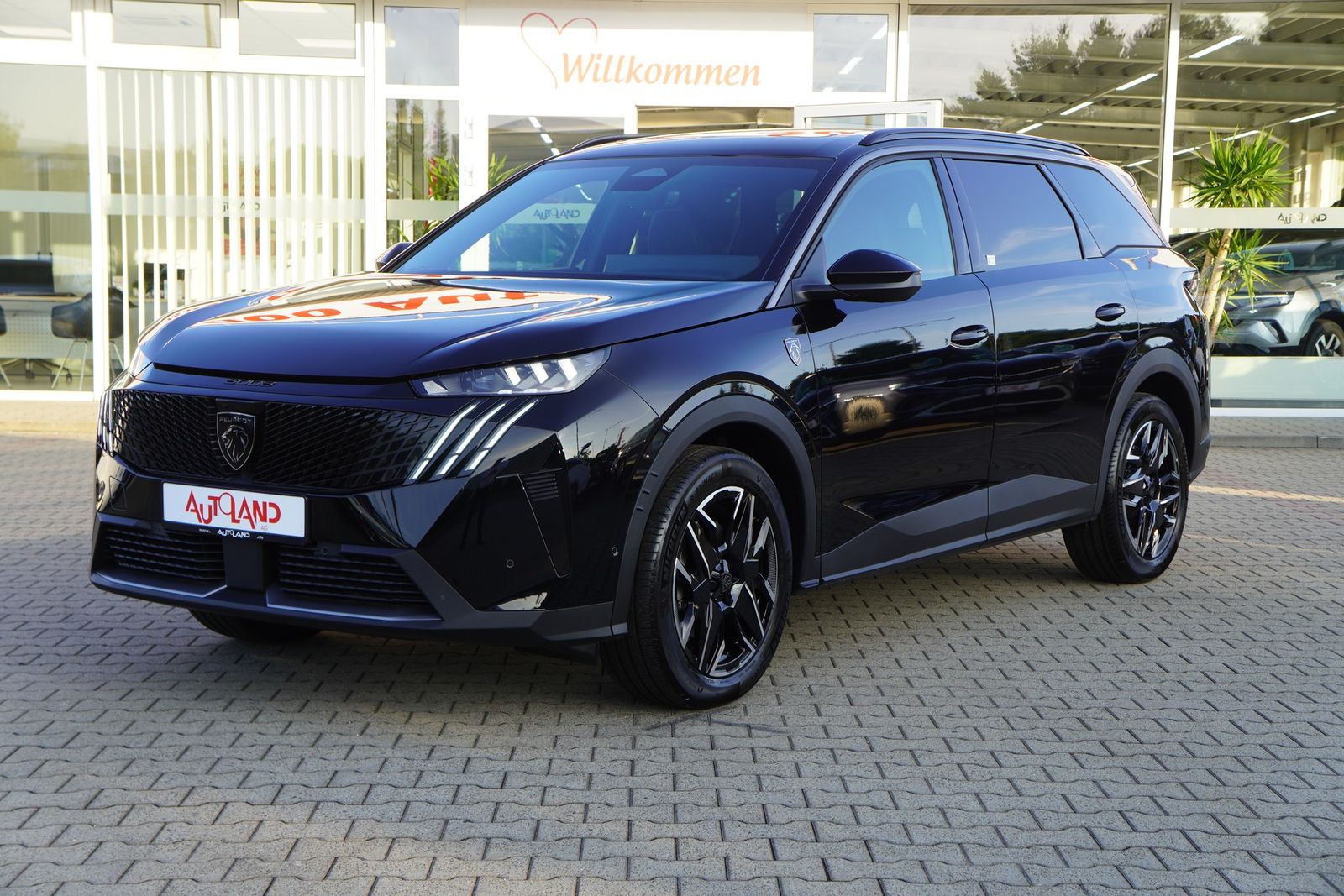 Peugeot 5008 GT Exclusive 1.2 Hybrid Aut. LED ACC Pano 3 imagem 2
