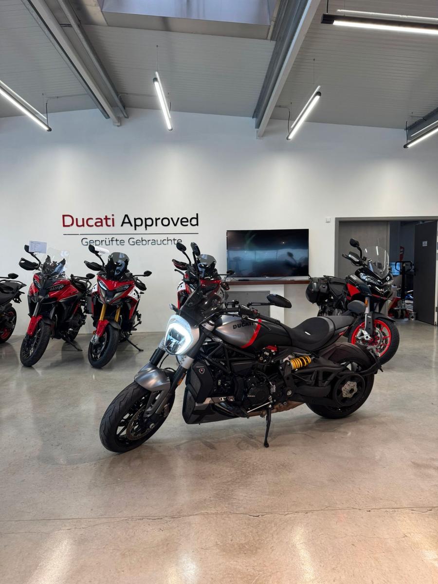 Ducati XDiavel 1260 Black Star