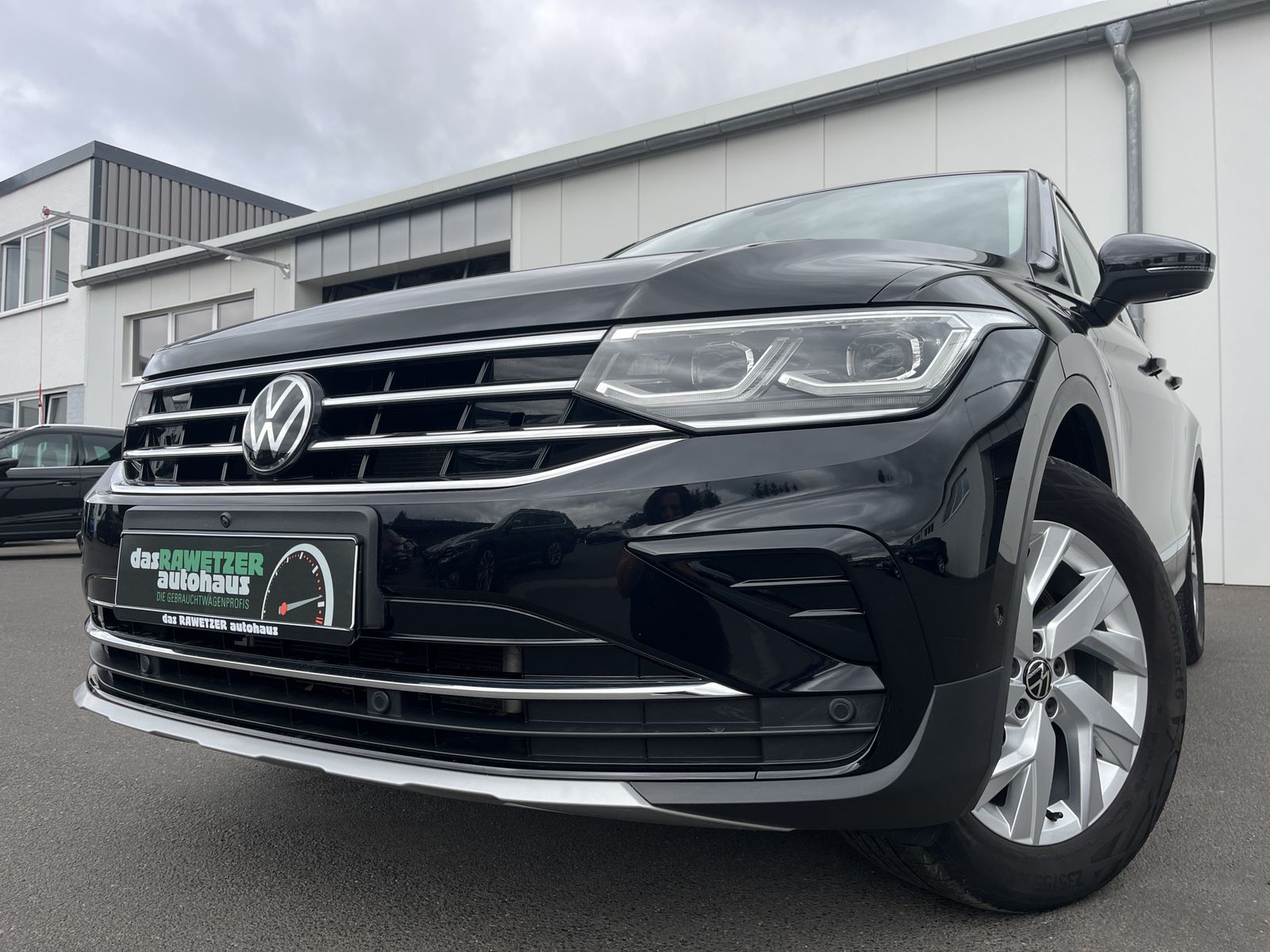 Volkswagen Tiguan 1.4 TSI e-Hybrid Elegance 156€ m.20% Anz. foto 1
