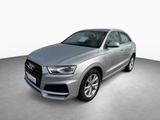 Audi Q3 - Audi Q3: mit Anhängerkupplung