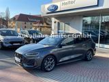 Ford Focus Automatik ST-Line X /155PS+Matrix+Pano+AHK - Ford: 15m