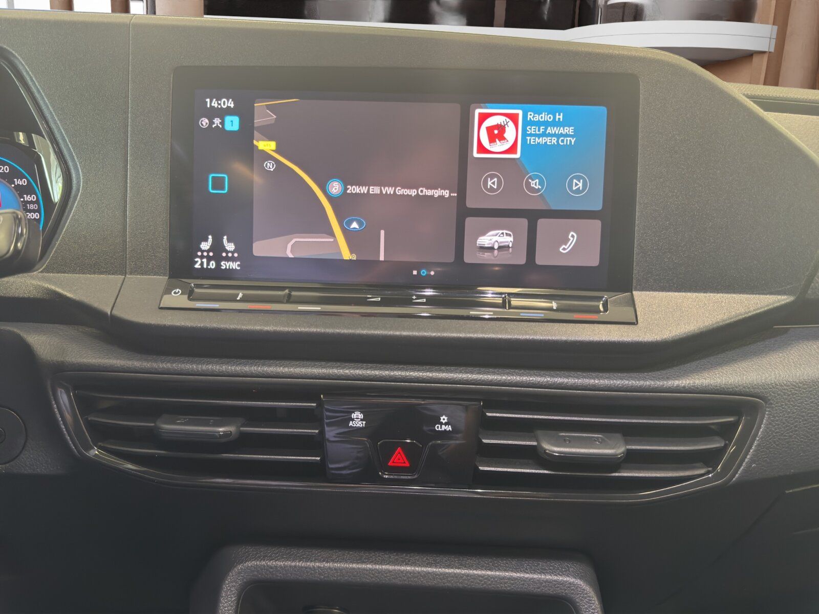 Fahrzeugabbildung Volkswagen Caddy Maxi California 2.0 TDI DSG APP AHK Kamera
